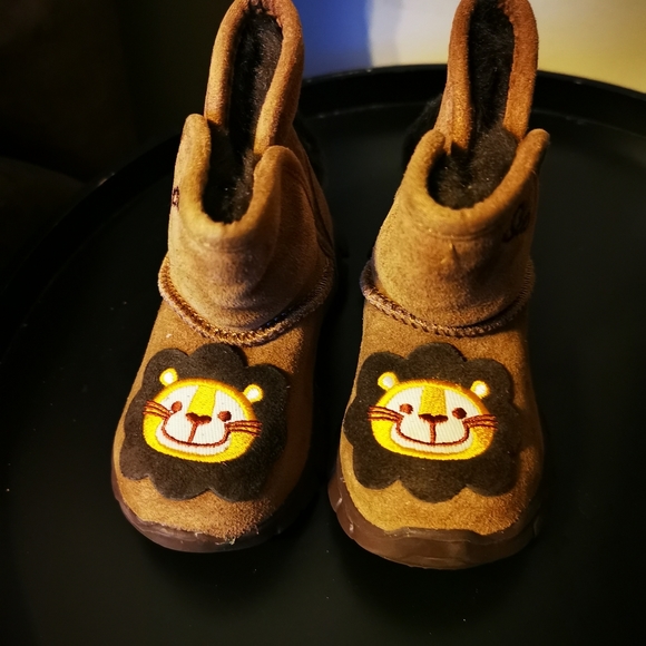 2/40New Skechers  baby fleece inner boots - Picture 4 of 10